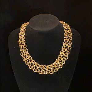 Vintage costume gold-tone “lacy” linked choker.🌻